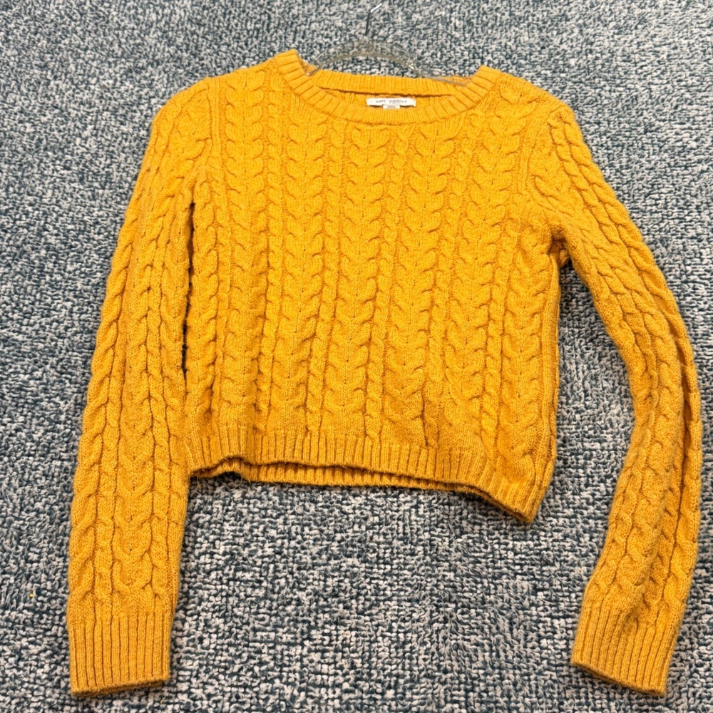 American Eagle Mustard Yellow Cable Knit Cropped Sweater Womens Medium